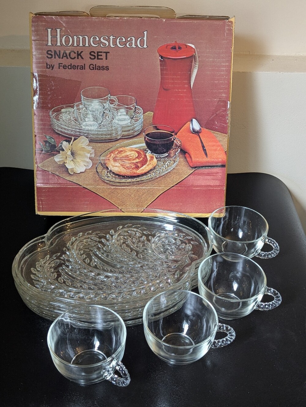 Homestead Snack Set Federal Glass 1950’s 4 Plates 4 Cups Original Box Vintage